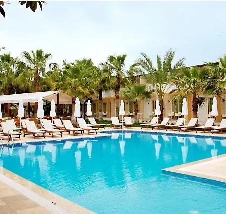 桑普里恩多安海滩酒店 3*